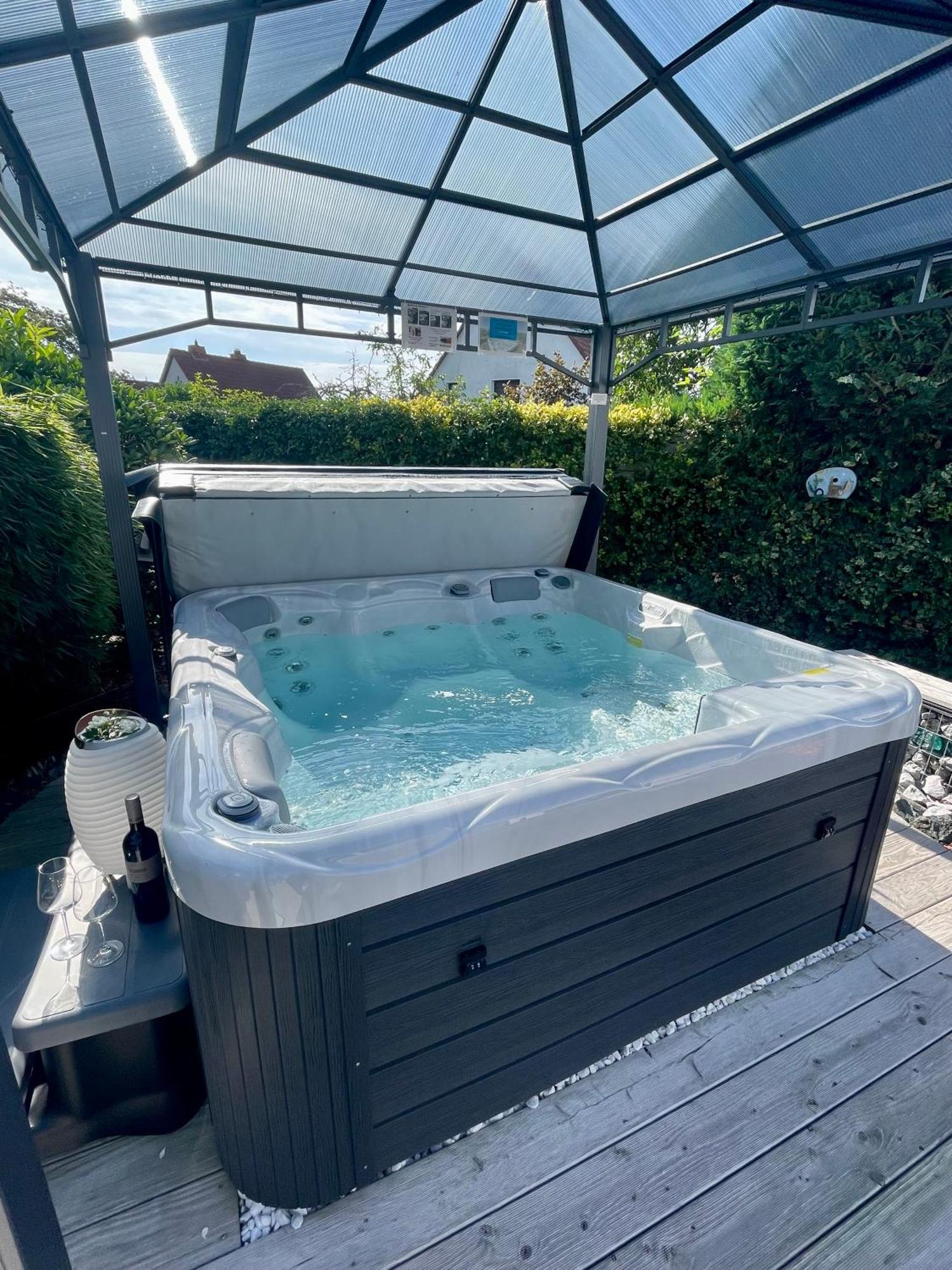 Ferienwohnung Schlossblick - 4 Sterne Sauna Pool Whirlpool Exklusiv เบราน์เฟลส์ ภายนอก รูปภาพ