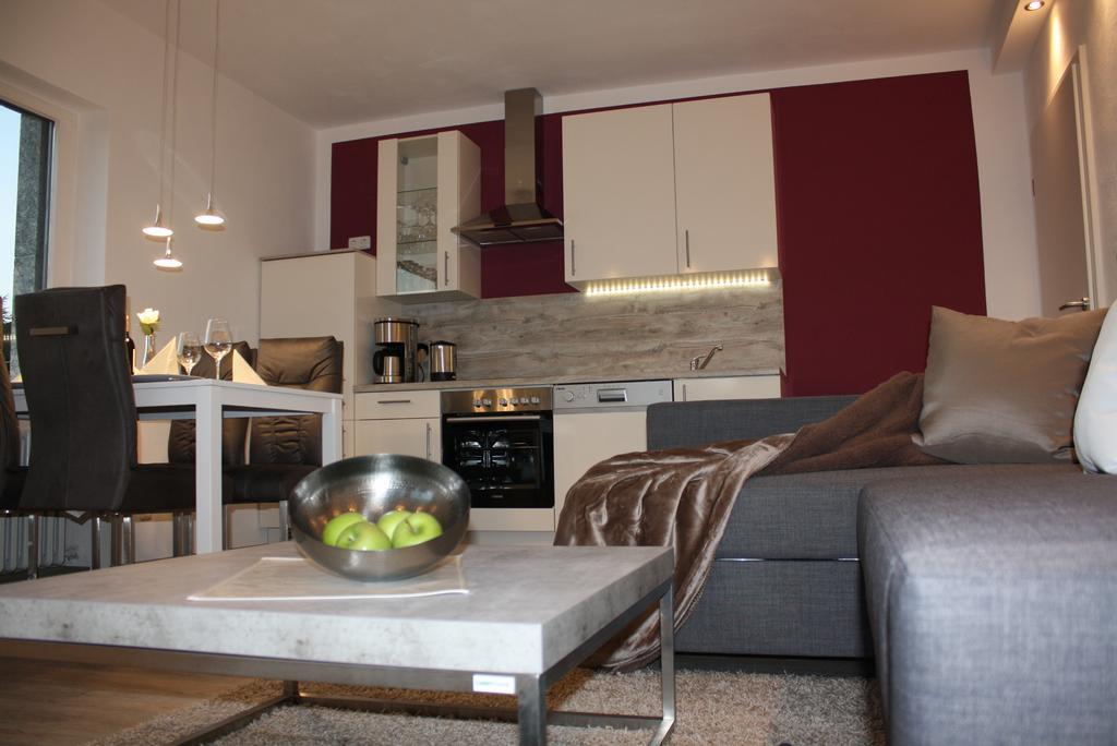 Ferienwohnung Schlossblick - 4 Sterne Sauna Pool Whirlpool Exklusiv เบราน์เฟลส์ ภายนอก รูปภาพ